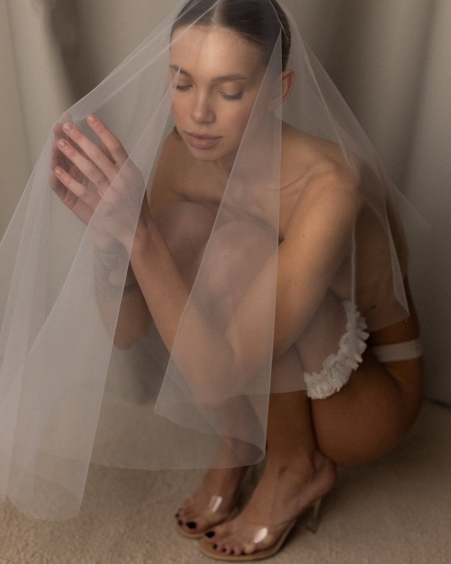 TENDERNESS GARTER