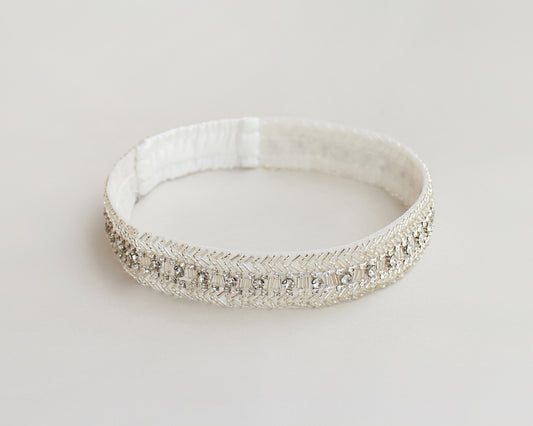 GLAMOROUS GARTER