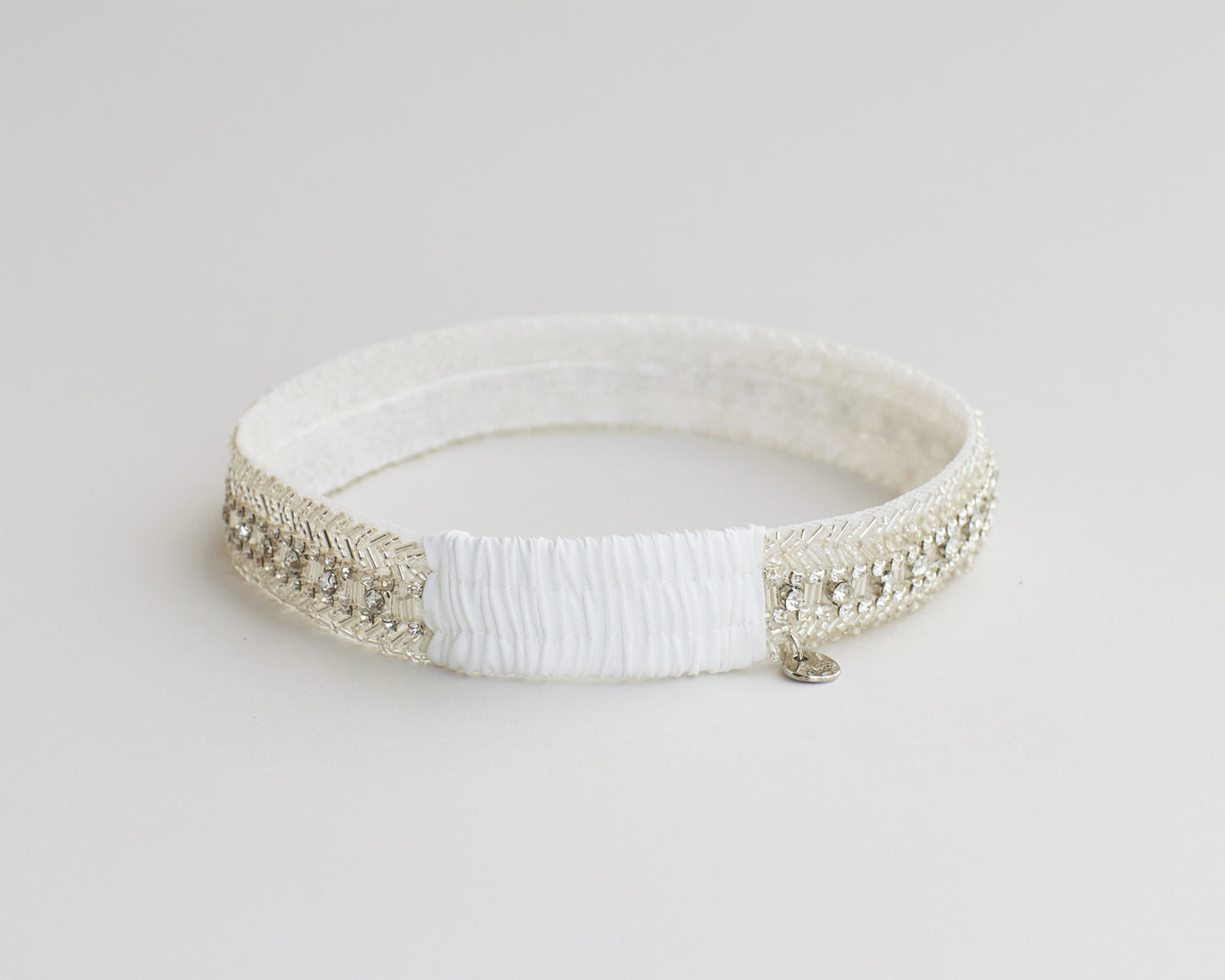 GLAMOROUS GARTER