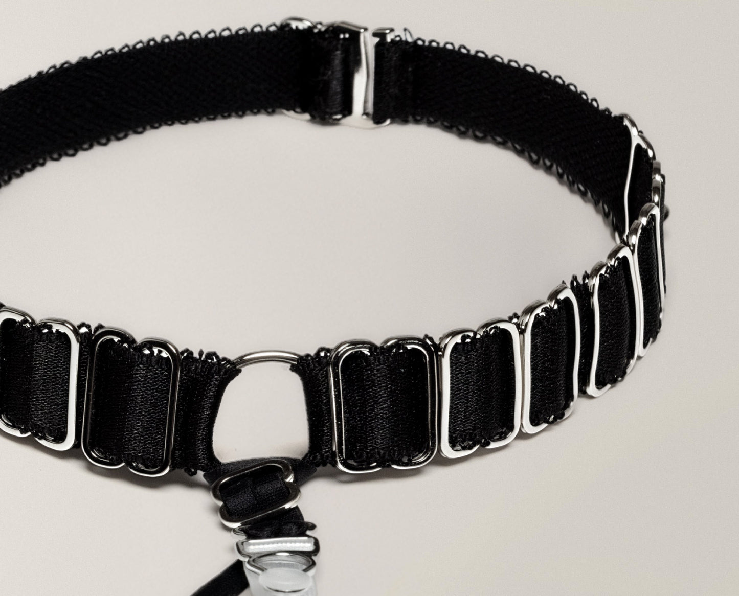NOIR GARTER BELT