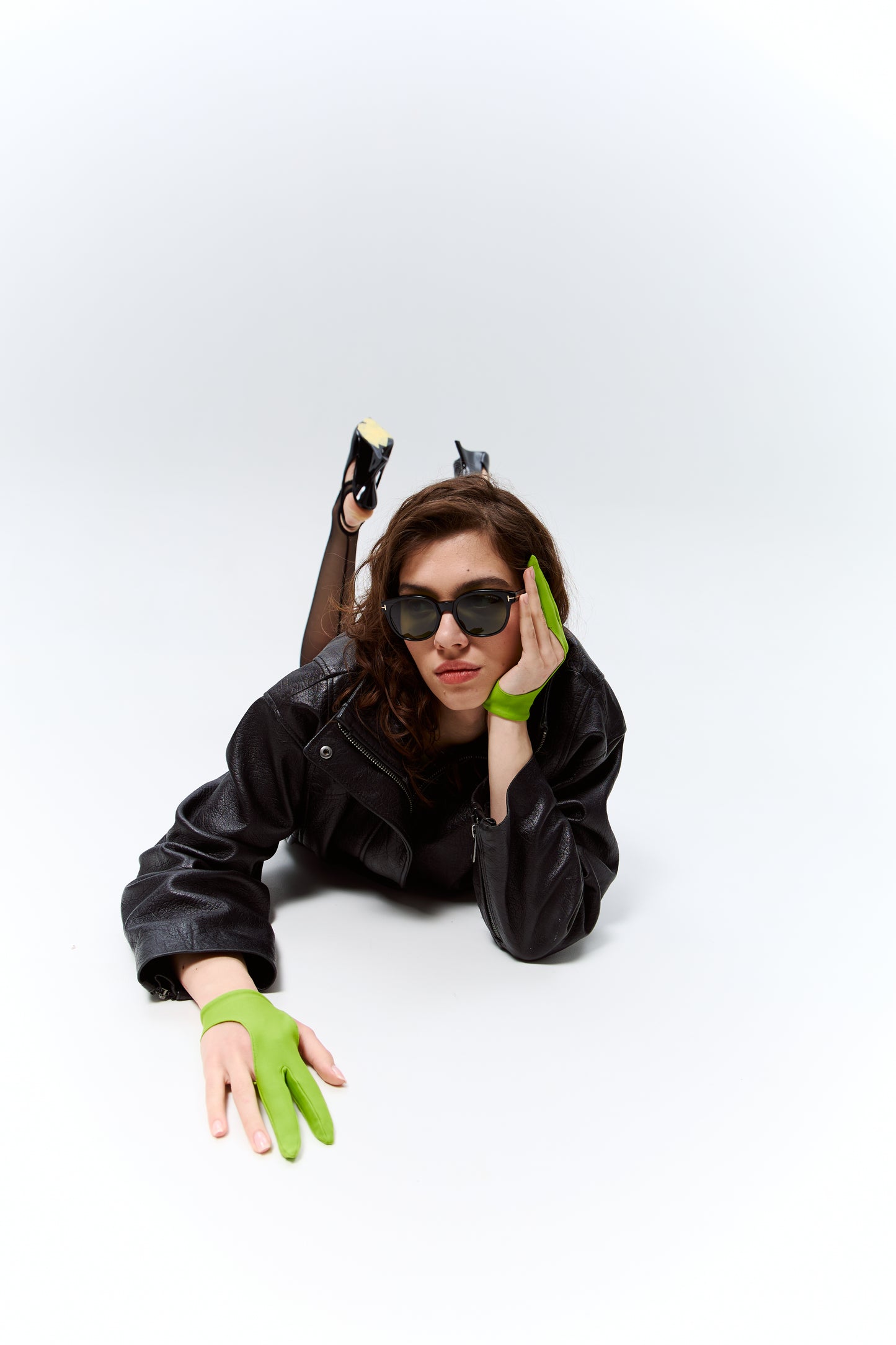 SHIFT-LIME GLOVES
